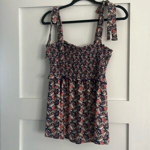White birch Sz M Tie Strap Smocked Tank - Gently Used